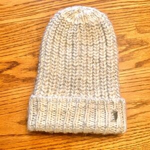 "Juicy Couture" beanie/cap, ivory/metallic, EUC, O/S